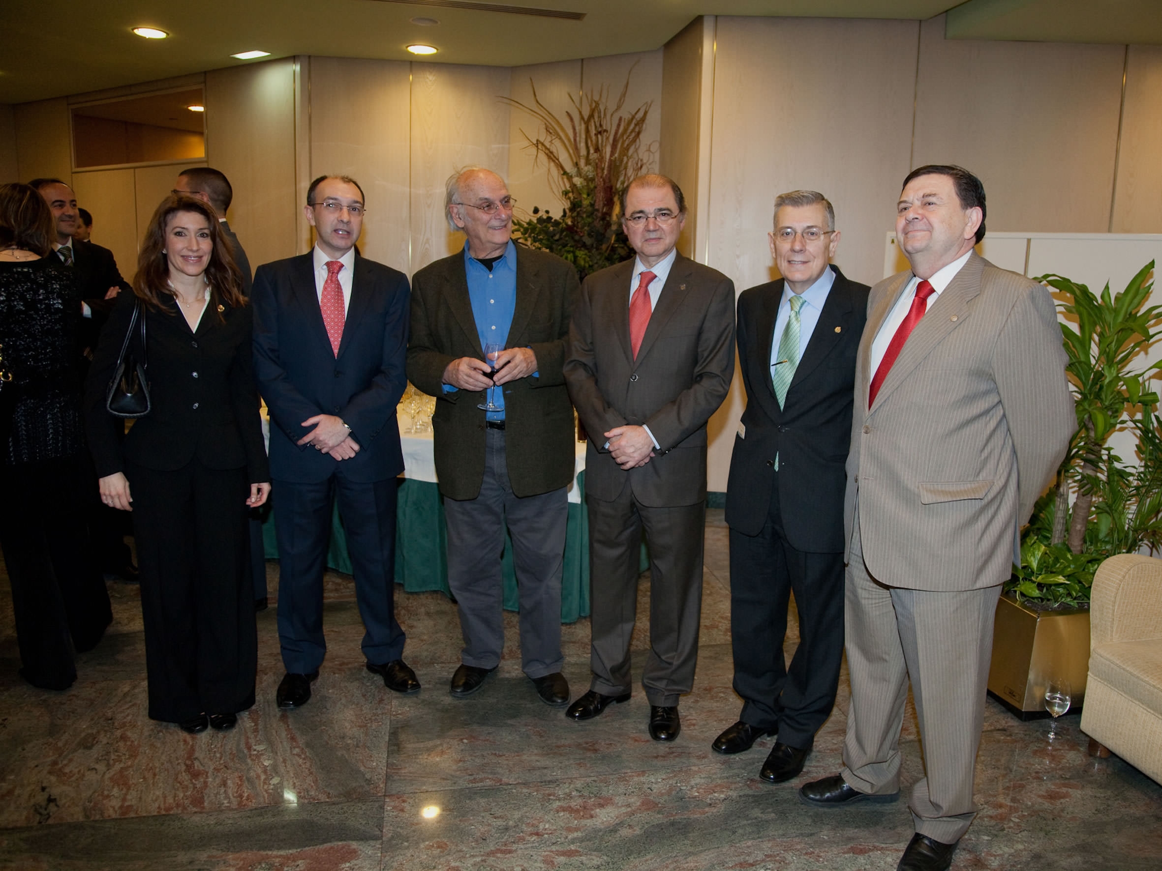 nt2009-090206_040_jpg