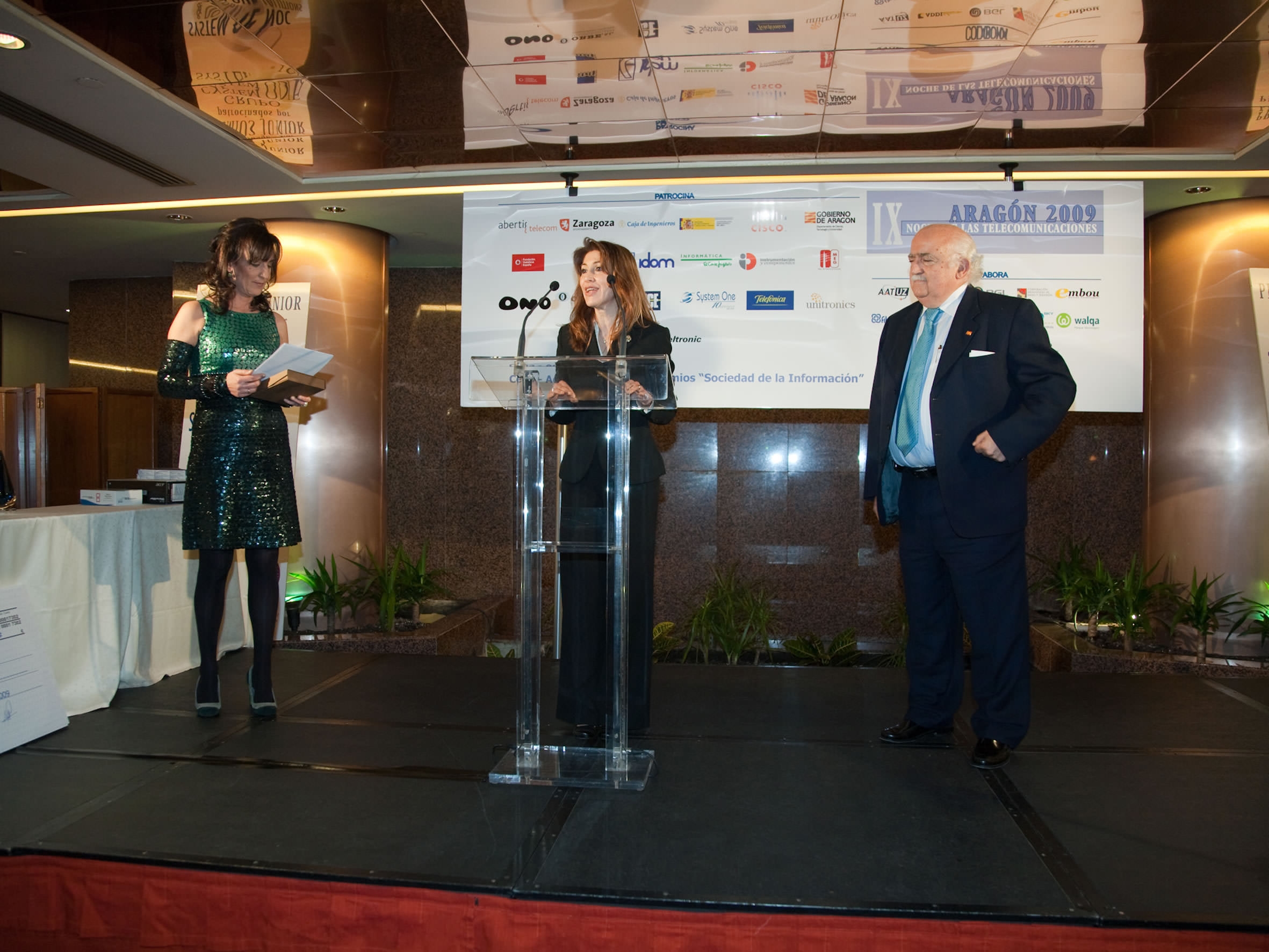 nt2009-090206_326_jpg